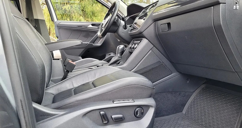 Volkswagen Tiguan cena 139900 przebieg: 106000, rok produkcji 2019 z Nowa Dęba małe 352